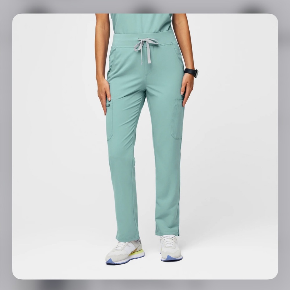 Seaglass Yola™ High Waisted 2.0 - Tall Skinny Scrub Pants
M - Seaglass - Tall